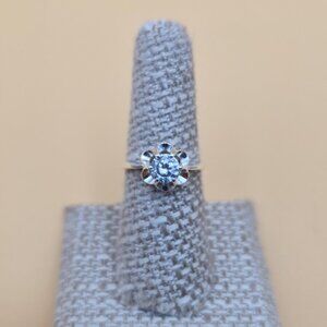 Size 7.25 Sterling Silver Stunning Avon Cubic Zirconia Gem Ring A4545